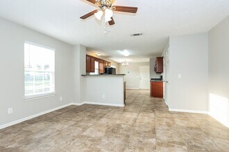 117 Lyndhurst Dr in La Vergne, TN - Building Photo - Building Photo