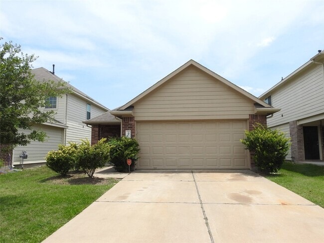 property at 18719 Dennington Dr