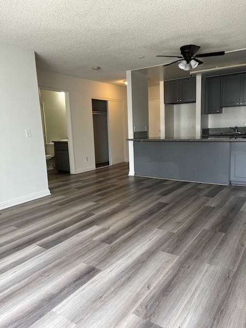 123 Mariposa N Ave, Unit 11 in Los Angeles, CA - Foto de edificio - Building Photo