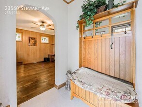 23560 Stewart Ave in Warren, MI - Building Photo - Building Photo