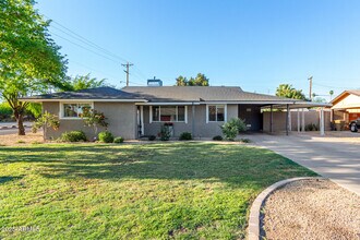 1422 W Orange Dr in Phoenix, AZ - Foto de edificio - Building Photo