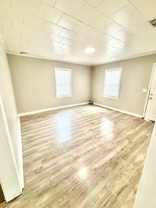 257 N Pine Ave in Trumann, AR - Foto de edificio
