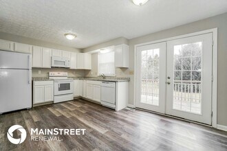 6976 Endsleigh Dr in Reynoldsburg, OH - Foto de edificio - Building Photo