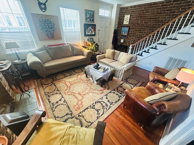 property at 425 Price St