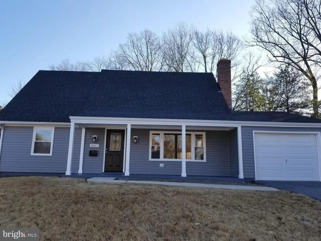 property at 3007 Teak Ln