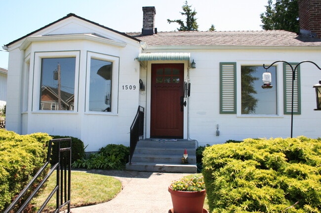 1509 7th St in Anacortes, WA - Building Photo - Building Photo