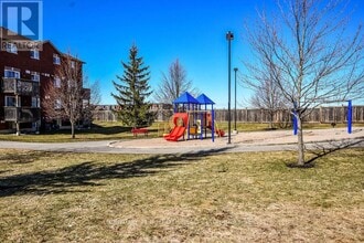 87 Goodwin Dr in Barrie, ON - Building Photo - Building Photo