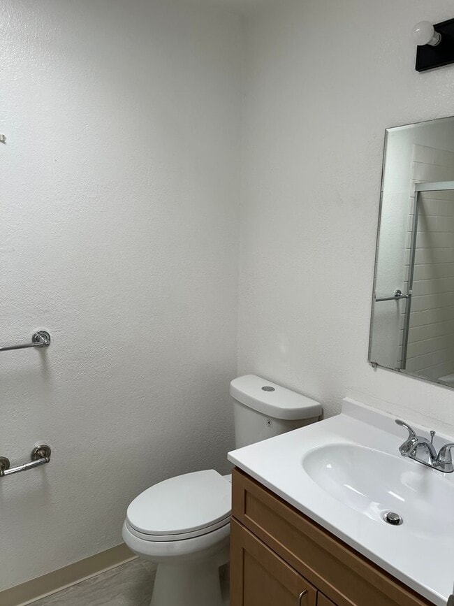 33077 Lake Michigan St in Fremont, CA - Building Photo - Building Photo