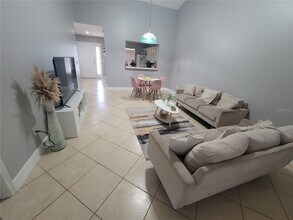 2333 Water View Loop in Kissimmee, FL - Building Photo - Building Photo