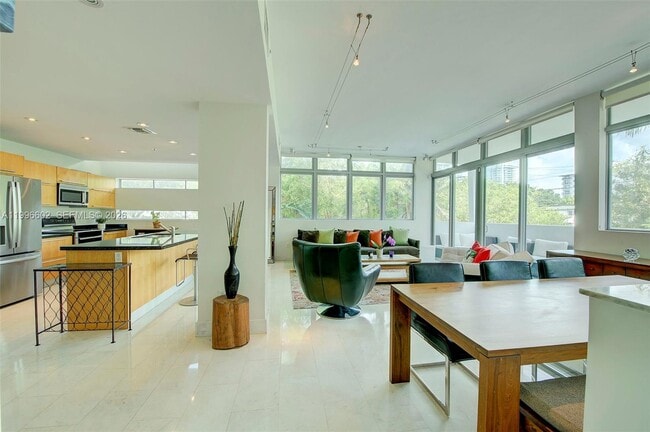 property at 1577 Bay Rd