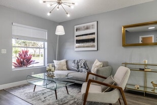 The Landings in West Palm Beach, FL - Building Photo