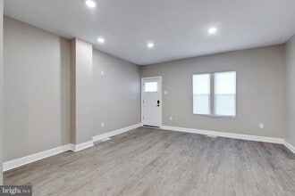 6205 Elmwood Ave in Philadelphia, PA - Building Photo - Building Photo