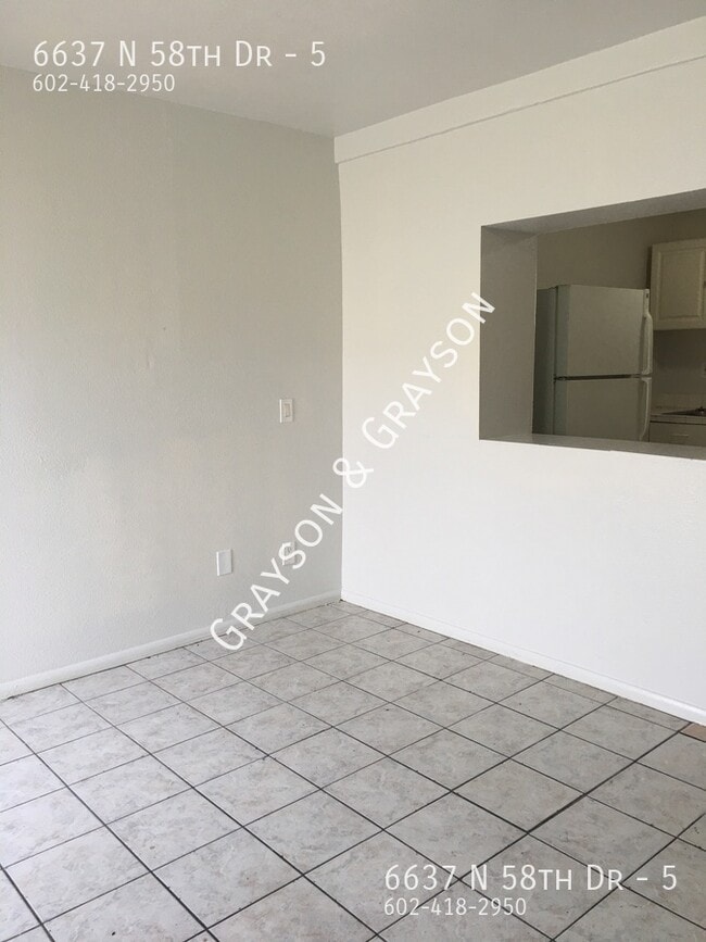 6637 N 58th Dr in Glendale, AZ - Building Photo - Building Photo