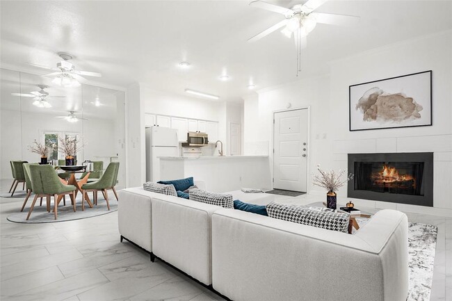 property at 2425 Augusta Dr