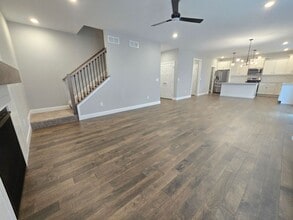 9 Brookstone Cir in Bloomington, IL - Building Photo - Building Photo