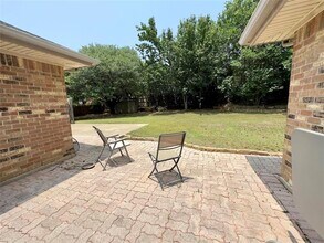 2128 Aspenwood Dr N in Grapevine, TX - Building Photo - Building Photo