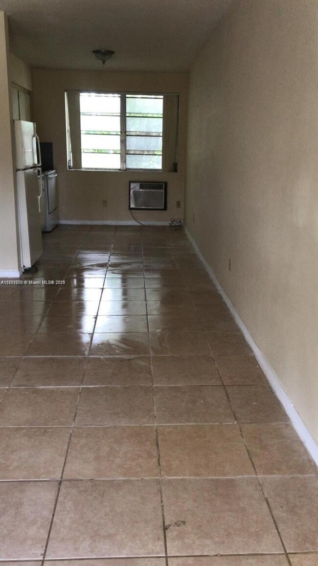 13990 NE 20th Ct in North Miami Beach, FL - Building Photo - Building Photo