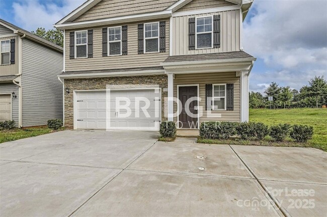 7331 Neal Rd in Charlotte, NC - Building Photo - Building Photo