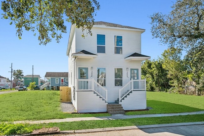 property at 3406 Jackson Ave