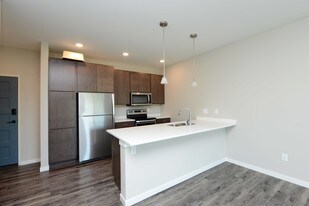 304-15t 15th St N in Fargo, ND - Building Photo