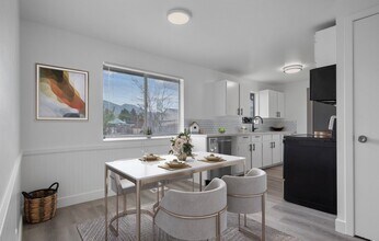 686 Tomahawk Dr, Unit Main Floor in Payson, UT - Building Photo - Building Photo