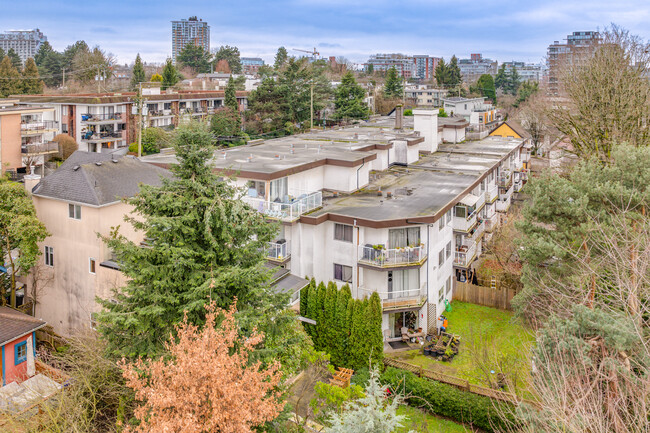 447 E 6th Ave in Vancouver, BC - Building Photo - Building Photo