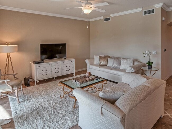 9830 Giaveno Cir in Naples, FL - Building Photo - Building Photo