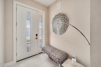 65 N Atlantic Ave in Cocoa Beach, FL - Building Photo - Building Photo