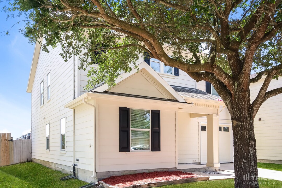 2642 Skyview Shadows Ct in Houston, TX - Building Photo