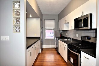 83 Glenville Ave in Boston, MA - Building Photo - Building Photo