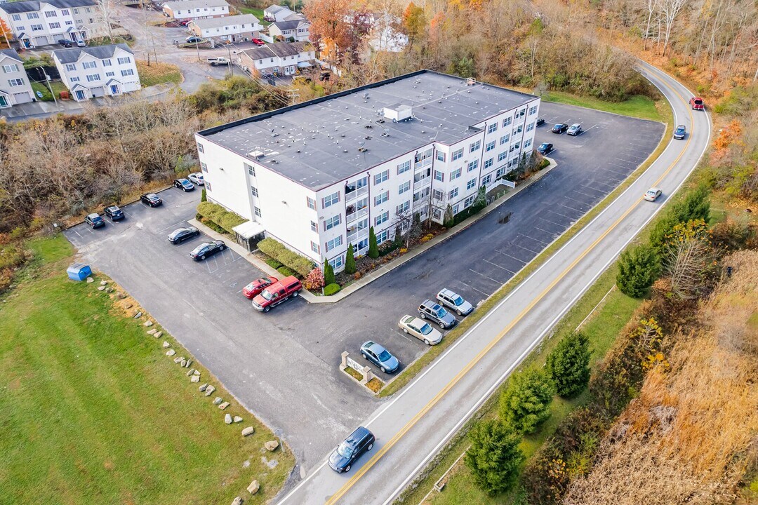 The Suites at West Park in Morgantown, WV - Foto de edificio