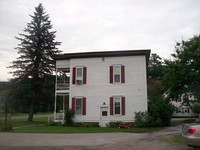 Gardens at Williamstown Square in Williamstown, VT - Building Photo - Building Photo