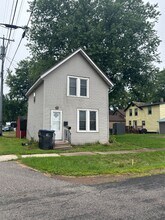 406 E 6th St in Marshfield, WI - Building Photo - Building Photo