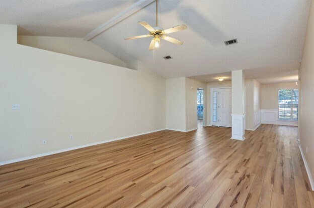 4591 Scarlet Dr in Crestview, FL - Building Photo