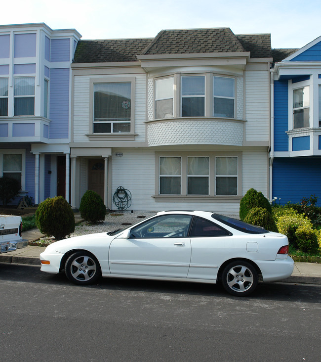 654 Abbot Ave in Daly City, CA - Building Photo - Building Photo