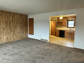 1901 Elm Ave in Rapid City, SD - Building Photo - Building Photo