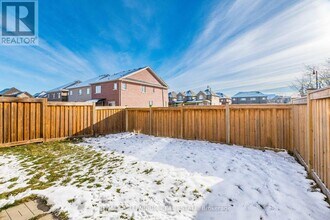 11 Spokanne St in Brampton, ON - Building Photo - Building Photo