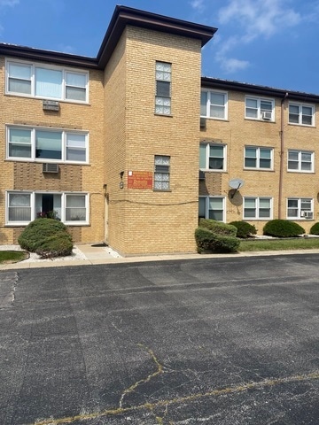 property at 10739 S Pulaski Rd