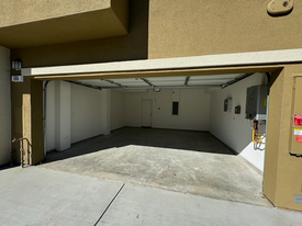 106 Bundeson Cir in Hollister, CA - Building Photo - Building Photo