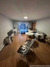 110 Babcock St in Brookline, MA - Building Photo - Building Photo