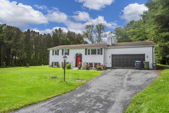 2431 Clydesdale Rd in Finksburg, MD - Building Photo - Building Photo