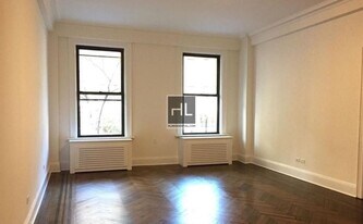 WEST 22 STREET, Unit 6C in New York, NY - Building Photo