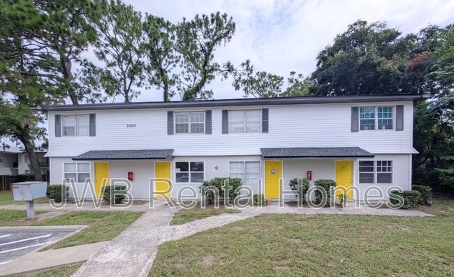 property at 2885 Yellow Pine Ct