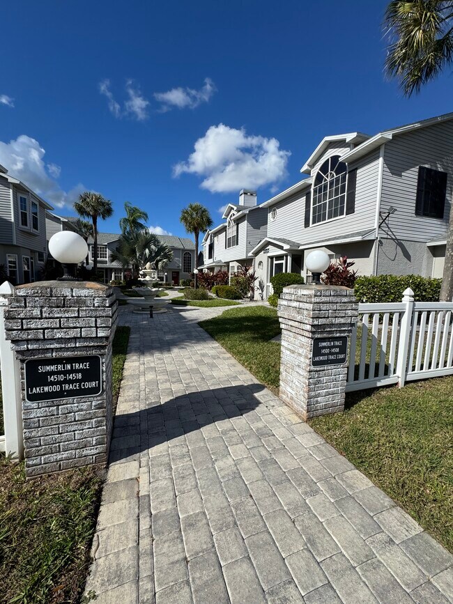 property at 14500 Lakewood Trace Ct