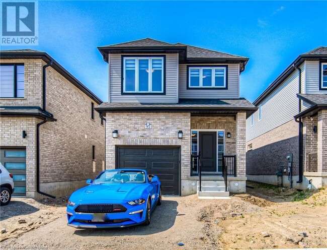 95 Honey St in Cambridge, ON - Building Photo - Building Photo