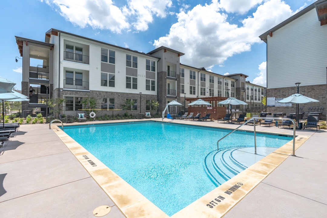 Birchway Denton (TX) in Denton, TX - Foto de edificio