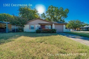 1302 Crestridge Dr in Mesquite, TX - Building Photo