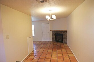 4 Deerfield Dr in Wimberley, TX - Building Photo - Building Photo