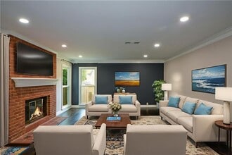 1942 Hunters Bend Ct in Marietta, GA - Building Photo - Building Photo