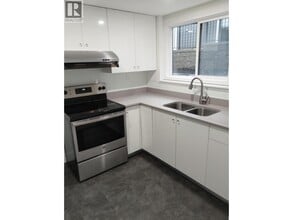 507 Allen Dr in Delta, BC - Building Photo - Building Photo